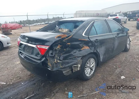 2016 Toyota Camry Le z USA, uszkodzony, nr VIN 4T4BF1FK3GR537648
